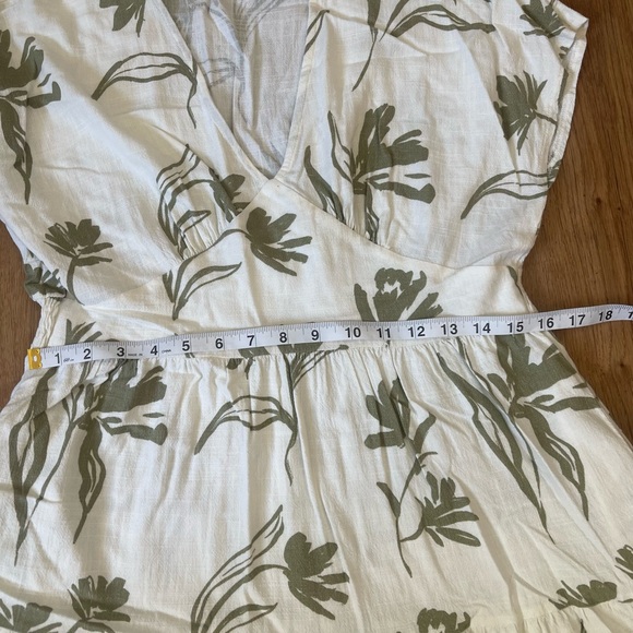 White Closet Elements Maxi Dress with Olive Floral Print - Picture 10 of 12